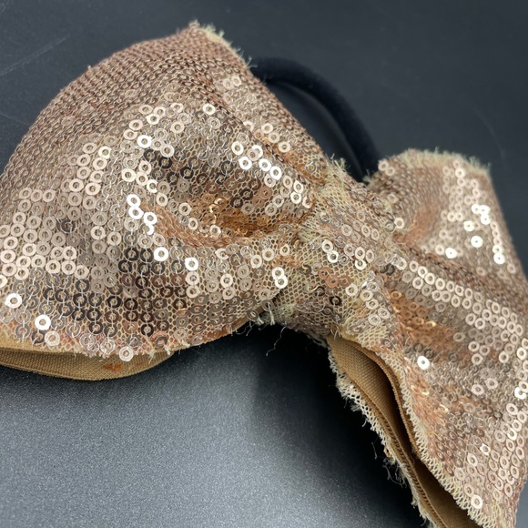 Girls OS Gold Sequin Handmade Headband Bow - Picture 4 of 4